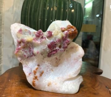 Gemstone Crystal Luc Yen CDQ12