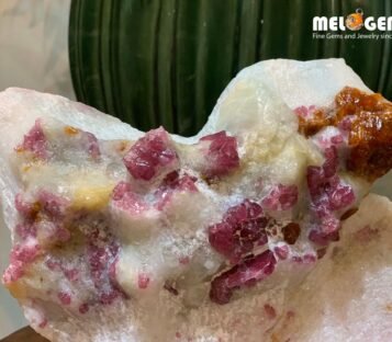 Gemstone Crystal Luc Yen CDQ12 5 Gemstone Crystal Luc Yen CDQ12 2