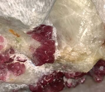 Gemstone Crystal Luc Yen CDQ12 3 Gemstone Crystal Luc Yen CDQ12 4