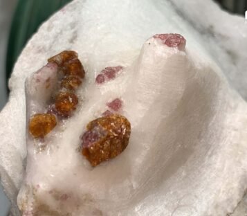 Gemstone Crystal Luc Yen CDQ15 4