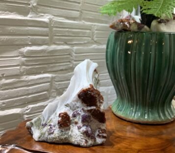 Gemstone Crystal Luc Yen CDQ16