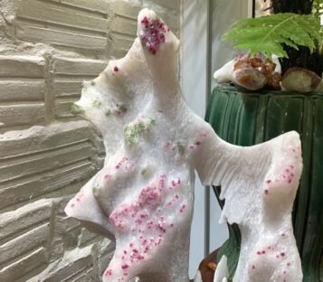 Gemstone Crystal Luc Yen CDQ17 2