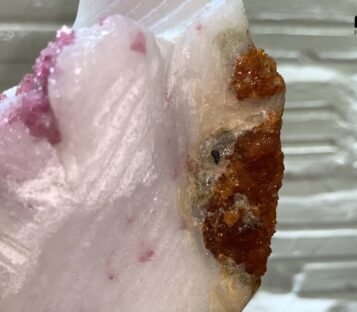 Gemstone Crystal Luc Yen CDQ19 2