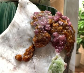 Gemstone Crystal Luc Yen CDQ24 4