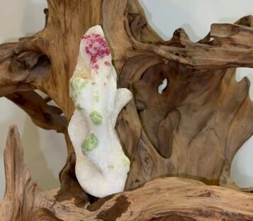 Gemstone Crystals Luc Yen CDQ106