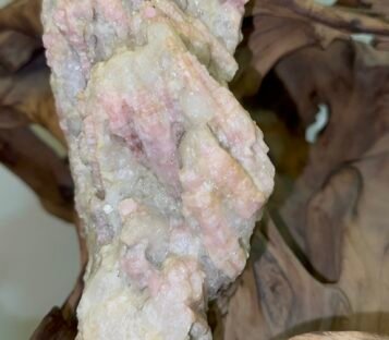 Gemstone Crystals Luc Yen CDQ108 2