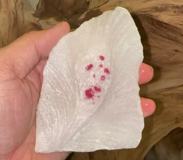 Gemstone Crystals Luc Yen CDQ116 2