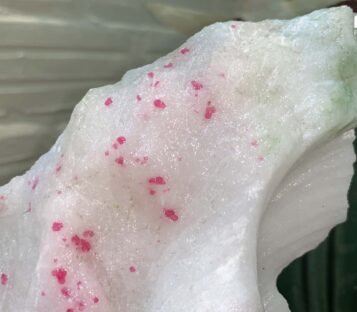 Gemstone Crystals Luc Yen CDQ37 2