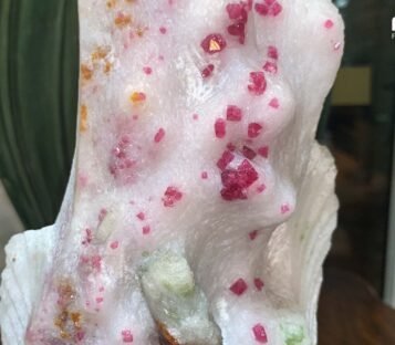 Gemstone Crystals Luc Yen CDQ43 2