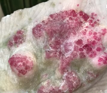 Gemstone Crystals Luc Yen CDQ45 2