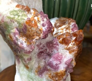 Gemstone Crystals Luc Yen CDQ47 2