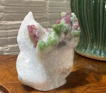 Gemstone Crystals Luc Yen CDQ51