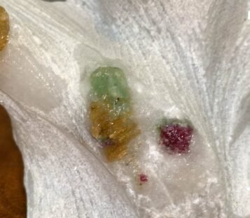 Gemstone Crystals Luc Yen CDQ53 3