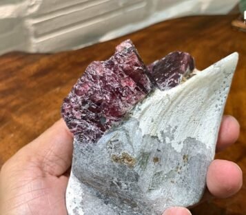 Gemstone Crystals Luc Yen CDQ57 4