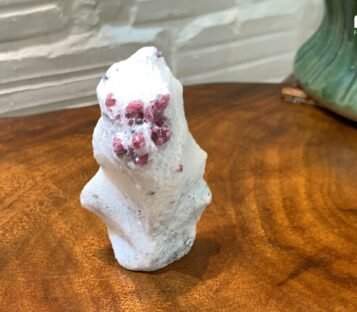 Gemstone Crystals Luc Yen CDQ58