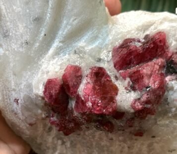 Gemstone Crystals Luc Yen CDQ61 2