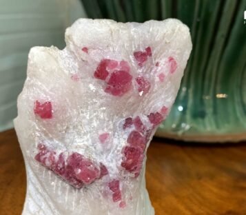 Gemstone Crystals Luc Yen CDQ66 2