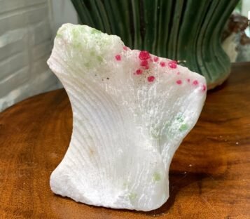 Gemstone Crystals Luc Yen CDQ71