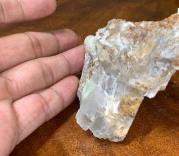 Gemstone Crystals Luc Yen CDQ74 1