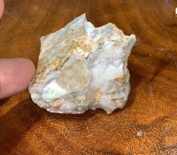 Gemstone Crystals Luc Yen CDQ74 3