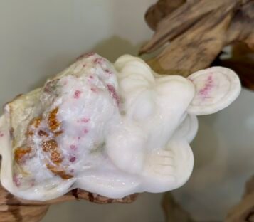 Gemstone Crystals Luc Yen CDQ95 1