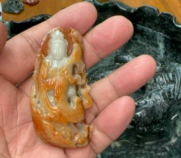 Loving Kindness Quan Yin Jade TPT44 (1)