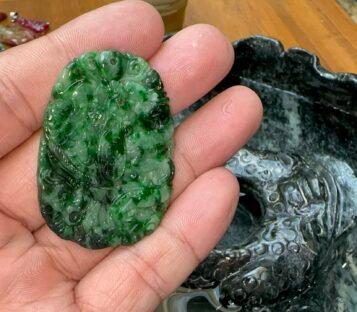 Natural Jade Feng Shui Dragon Statue TPT39