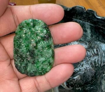 Natural Jade Feng Shui Dragon Statue TPT39 2