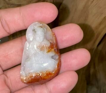 Natural Jade Loving Kindness Quan YinCTHQA03 3