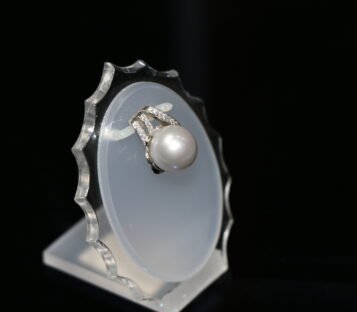 Natural Pearl With Silver Pendant MD015