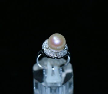 Natural Pearl With Silver Ring NB011