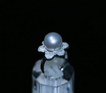 Natural Pearl With Silver Ring NB015