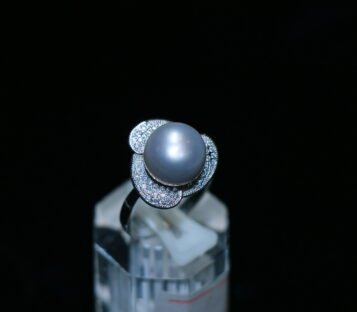 Natural Pearl With Silver Ring NB018