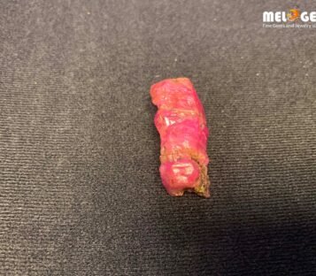 Natural Raw Ruby Crystal Ruby Luc Yen RT003 2