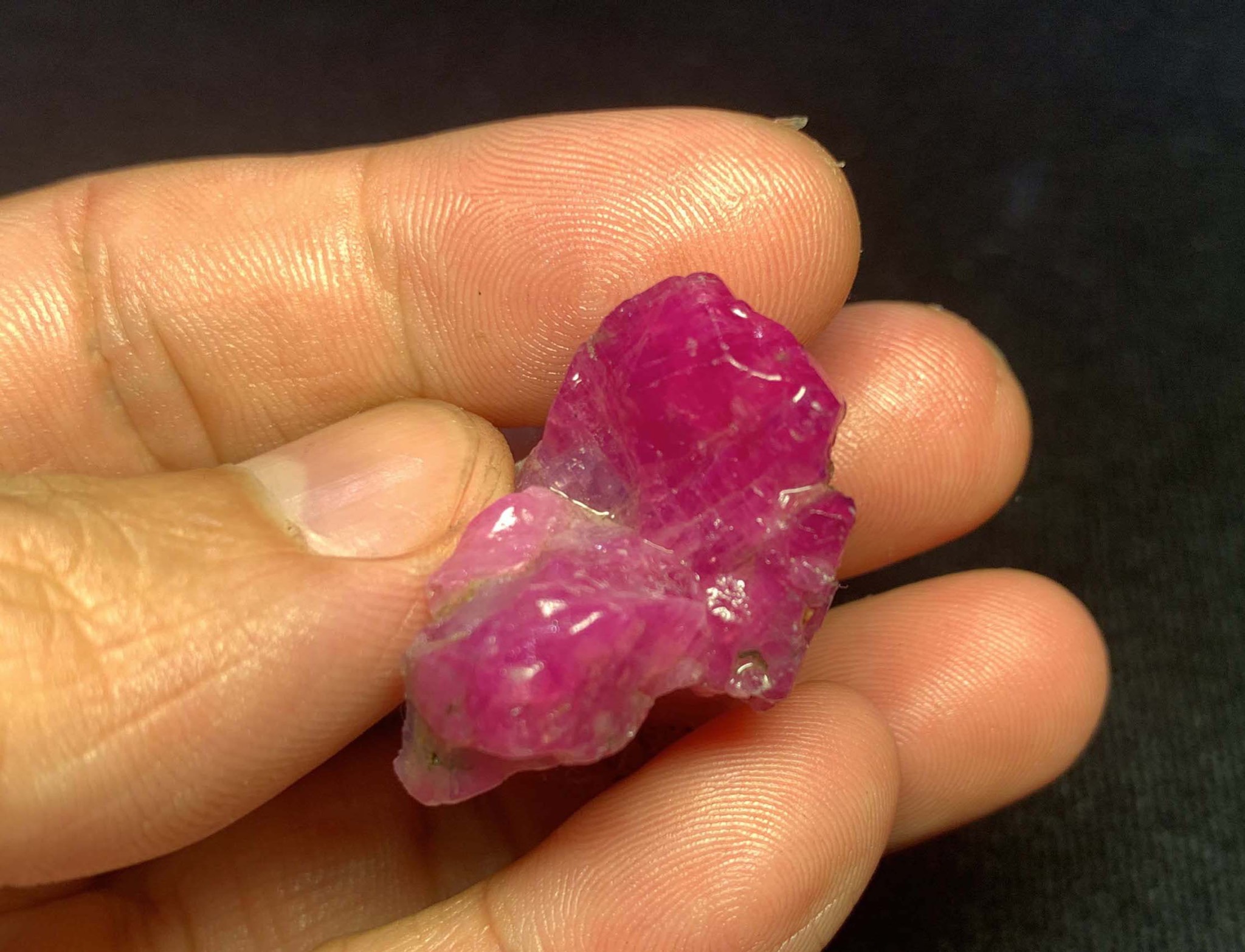 Natural Raw Ruby Crystal Ruby Luc Yen RT007 2