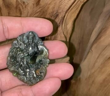 Natural Sapphire Loving Kindness Quan Yin SCQA01