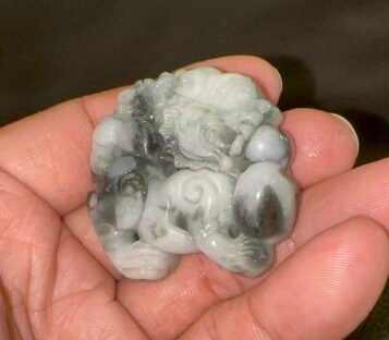 Feng Shui Wealthy Good Luck Attract Pixiu Jade TCT03