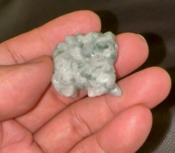 Feng Shui Wealthy Good Luck Attract Pixiu Jade TCT06