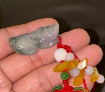 Feng Shui Wealthy Good Luck Attract Pixiu Jade TCT40