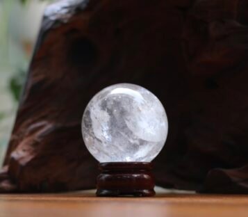Feng Sui White Quartz Ball CPT3
