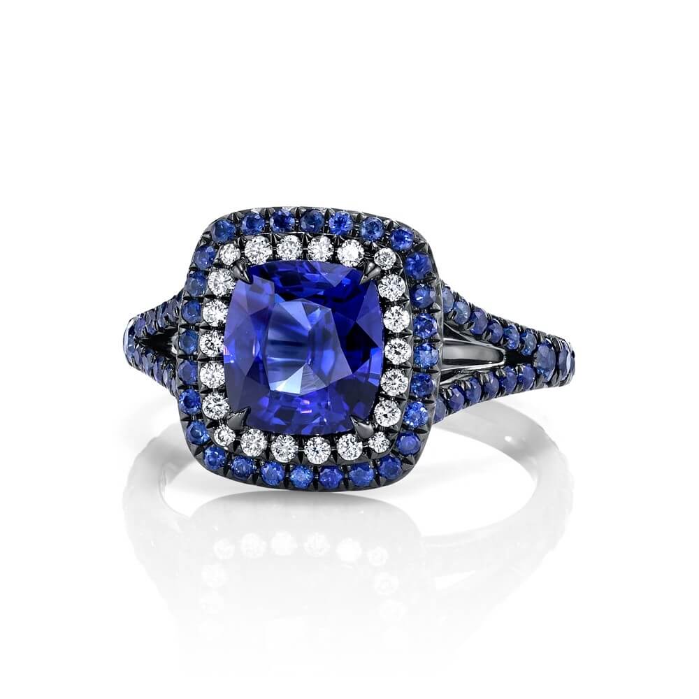 Elegant Diamond and Sapphire Ring 4 Choosing the Perfect Sapphire and Diamond Halo