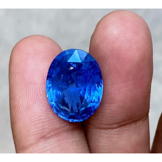Sapphire: The Birthstone for September 6 Qualities of a Ceylon Sapphire