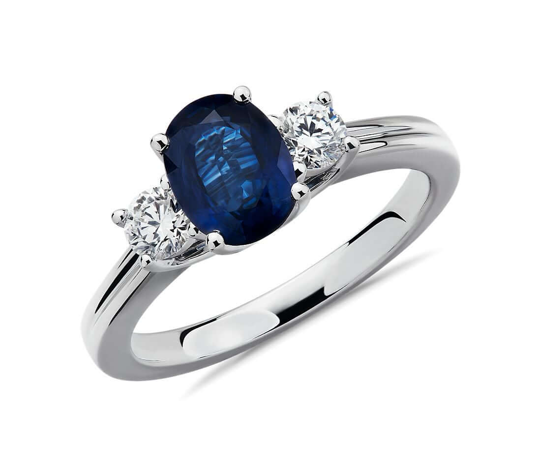 The Ultimate Guide to Sapphire Sizes 4 Factors Affecting the Ideal Sapphire Size