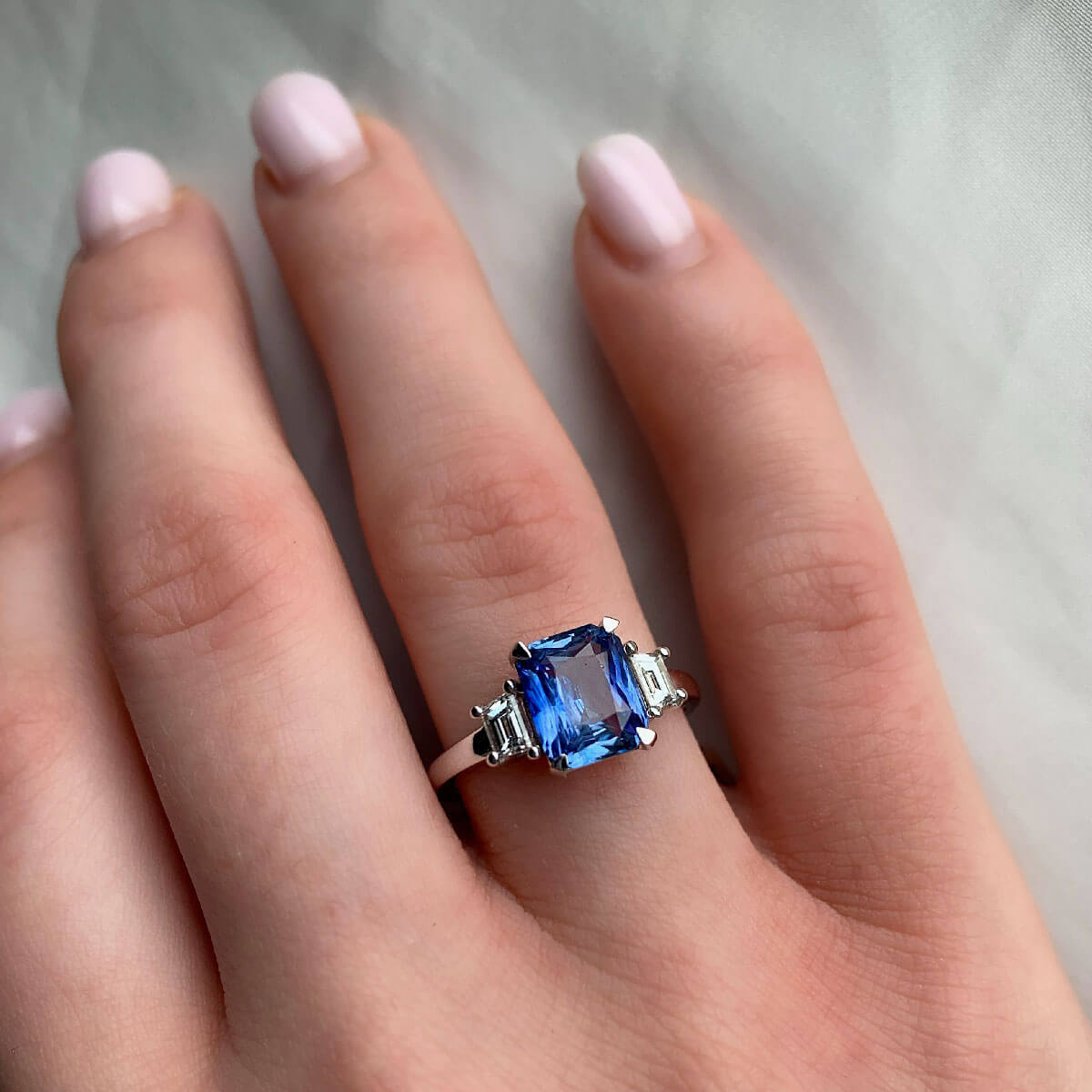 The Ultimate Guide to Sapphire Sizes 3 Different Sapphire Cuts and Their Impact on Size Perception