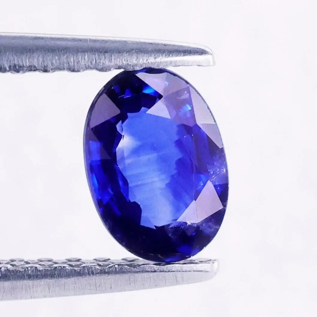 The Ultimate Guide to Sapphire Sizes 5 Choosing the Right Sapphire Size for Your Budget and Style
