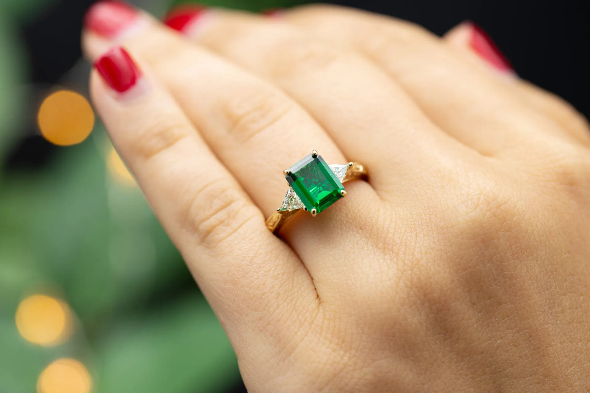 32 different green gemstones and their suitability for engagement rings 32 different green gemstones and their suitability for engagement rings