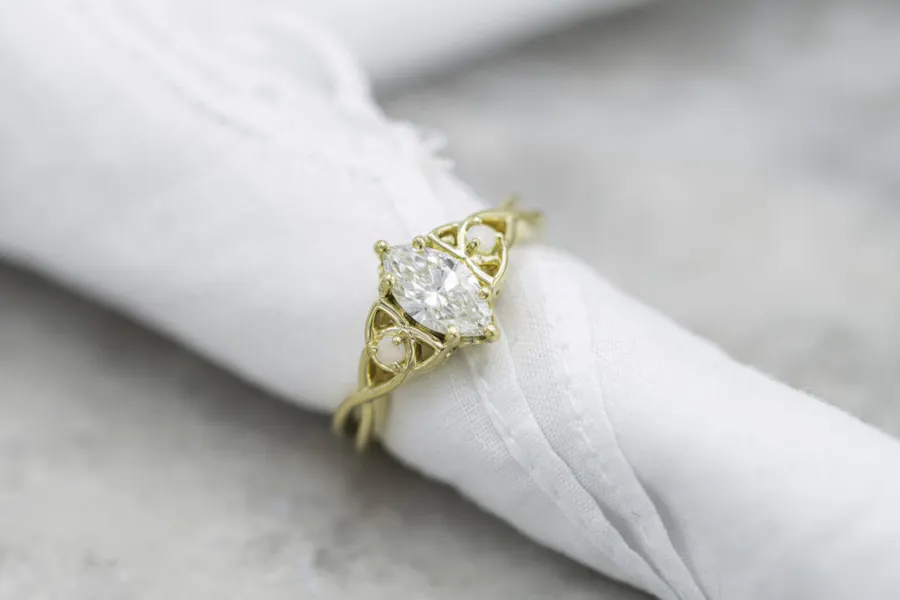Choosing an I Clarity Diamond: Understanding the Importance of Grading Choosing an I Clarity Diamond: Understanding the Importance of Grading