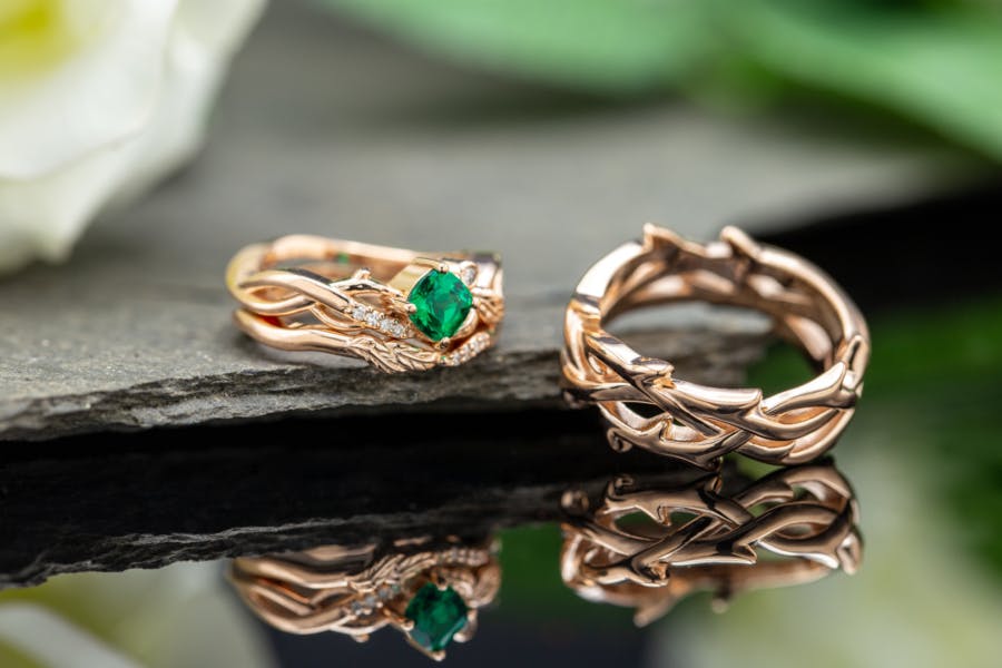 Emerald Engagement Rings: Uniquely Green and Symbolic of Wealth and Nature Emerald Engagement Rings: Uniquely Green and Symbolic of Wealth and Nature