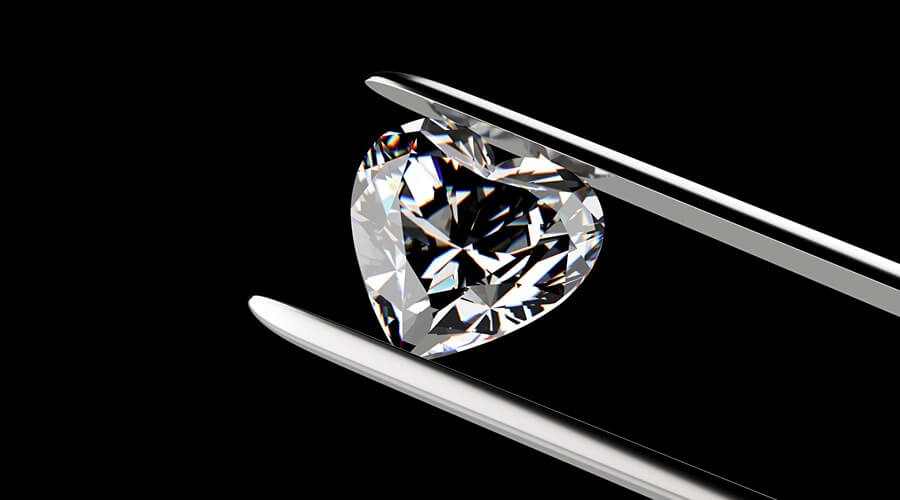 Heart-shaped diamonds: A popular choice for pendants and engagement rings 9 Enhancing a Heart-cut Diamond