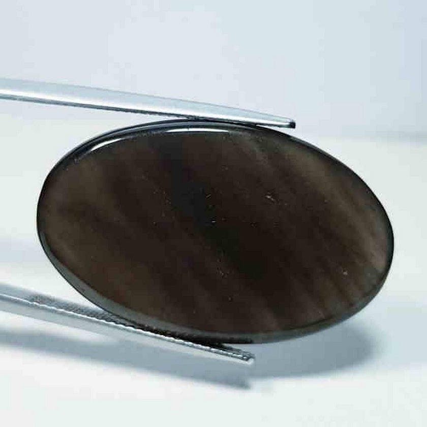 Obsidian: A Versatile Material for Jewelry and Practical Objects Obsidian: A Versatile Material for Jewelry and Practical Objects